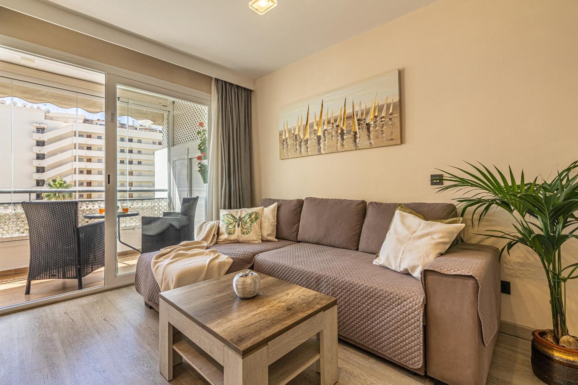 City Center Apartment In Marbella Buitenkant foto